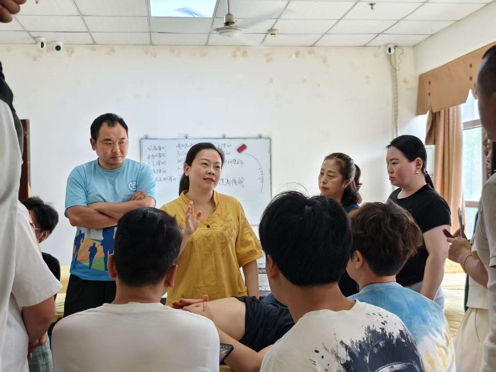 康复全科班-非遗脏腑推拿课堂实拍